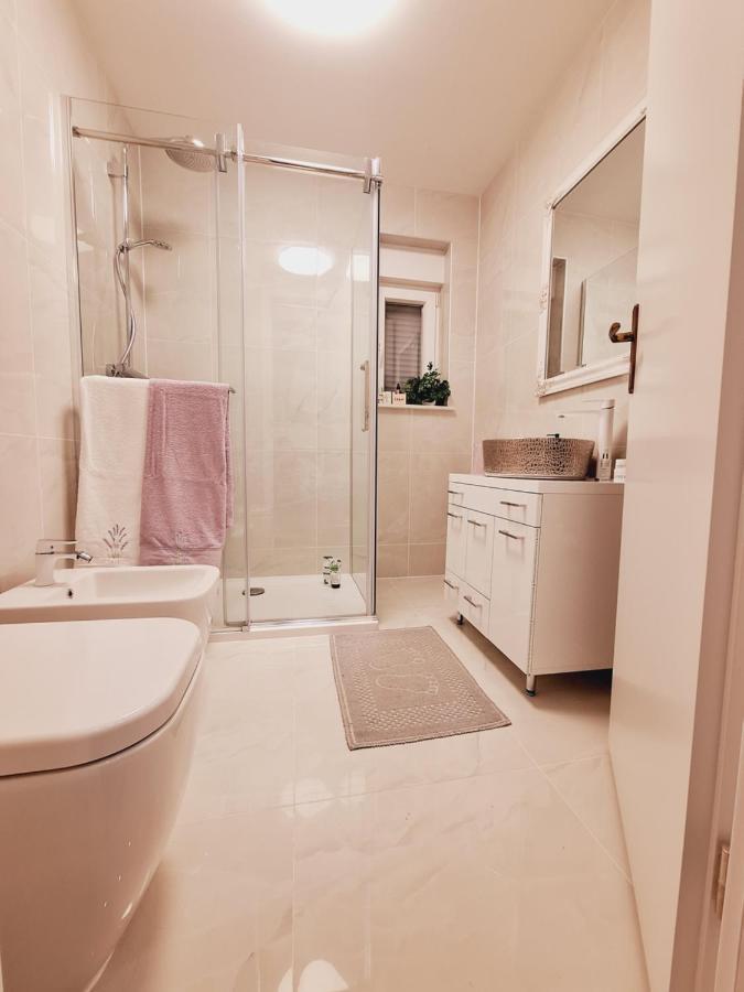 Апартаменты Apartman Maja **** Шибеник Экстерьер фото