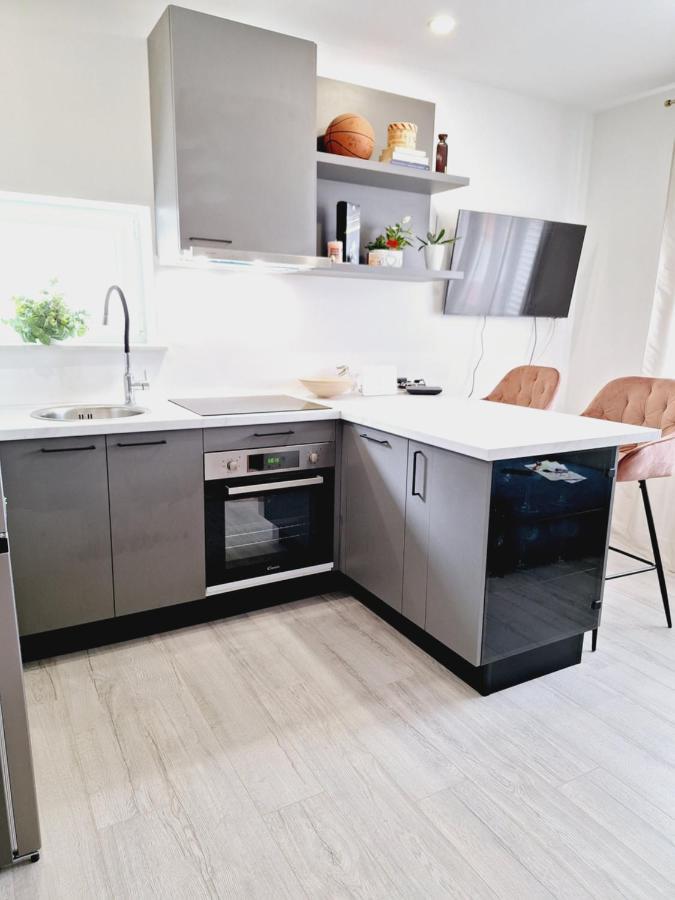 Апартаменты Apartman Maja **** Шибеник Экстерьер фото